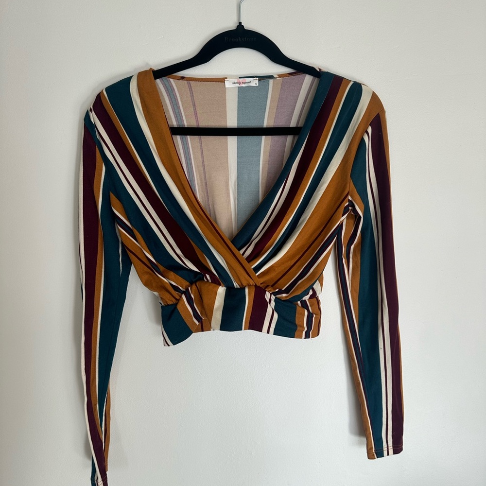 Identity Apparel Multicolor Striped Twist Front Cropped Blouse – Size Small